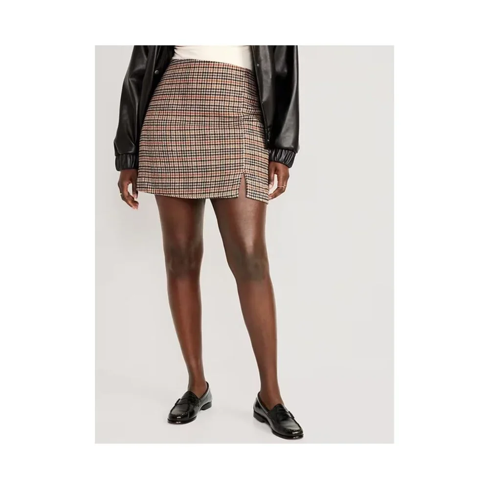Old Navy Brown Plaid Mini Skirt Size M - Picture 6 of 8